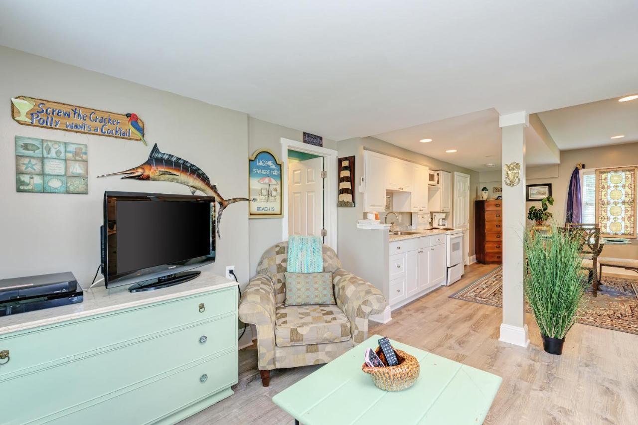 Ami Lighthouse Cottage-One Minute Walk To The Beach-Keyless Locks Bradenton Beach Kültér fotó